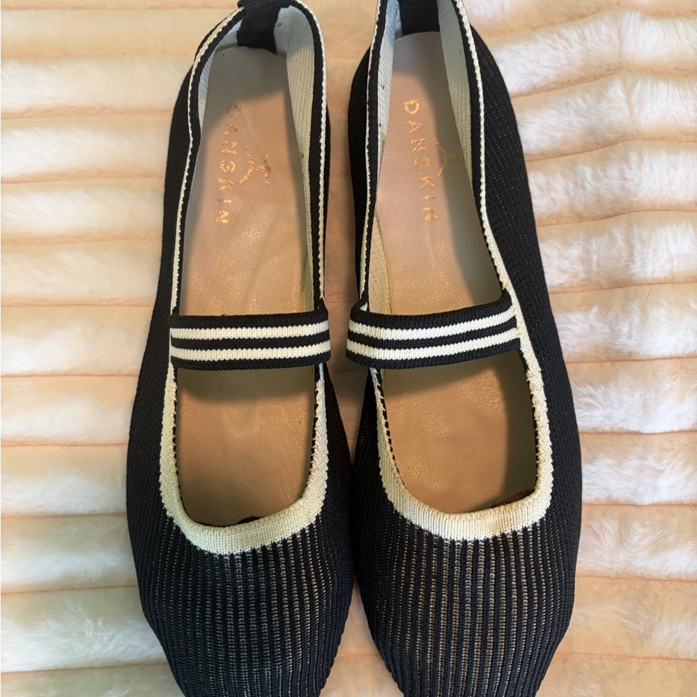 Danskin Black Knit Mary Jane Flats with Cream Trim